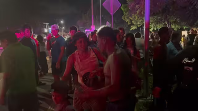 Tragafuego prendió en llamas a otro hombre en Cancún