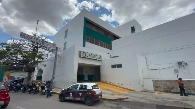 Hombre baleado en Seybaplaya es custodiado en hospital del IMSS en la capital de Campeche