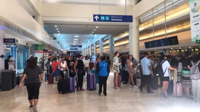 El aeropuerto de Cancún registró 564 vuelos programados