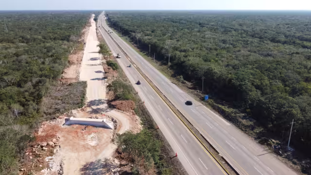 Fonatur continúa laborando sobre el derecho de vía