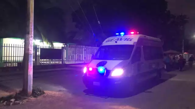 Denuncian a maestro de secundaria de abusar de cinco alumnas en Cancún
