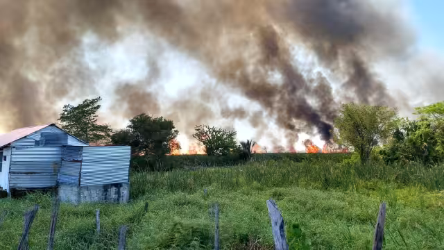 Emiliano Ballina Alejo, coordinador de Protección Civil, hizo un llamado a la ciudadanía y empresas para tomar precauciones a fin de evitar siniestros