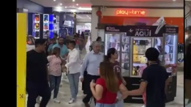 El sujeto fue detenido por las autoridades de Seguridad Pública tras la movilización en el centro comercial