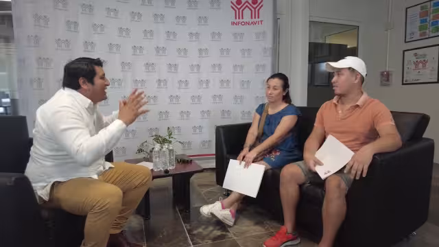 Rogerio Castro Vázquez, secretario General y Jurídico del Infonavit ha impulsado distintos programas