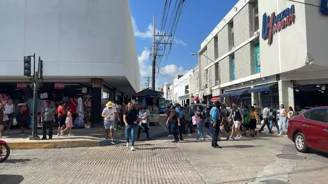 El Centro de Mérida registra gran afluencia de personas