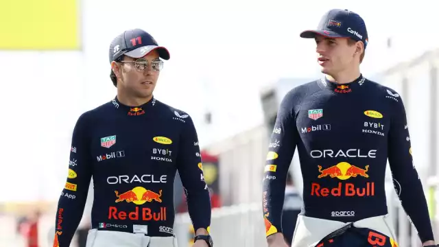 Max Verstappen excluye a Checo Pérez de lista con los pilotos que incluiría en su escudería