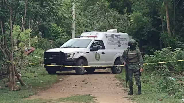 El lugar se encuentra sitiados por elementos de la Sedena, Guardia Nacional y policías