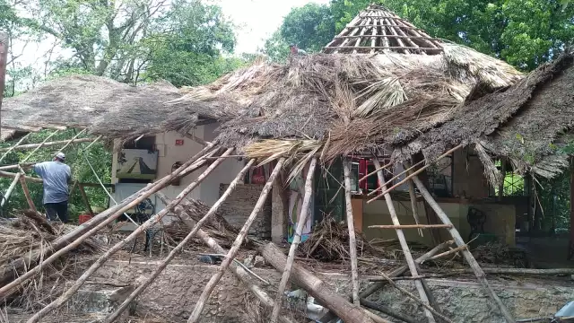 Existen dos palapas dentro de la zona arqueológica