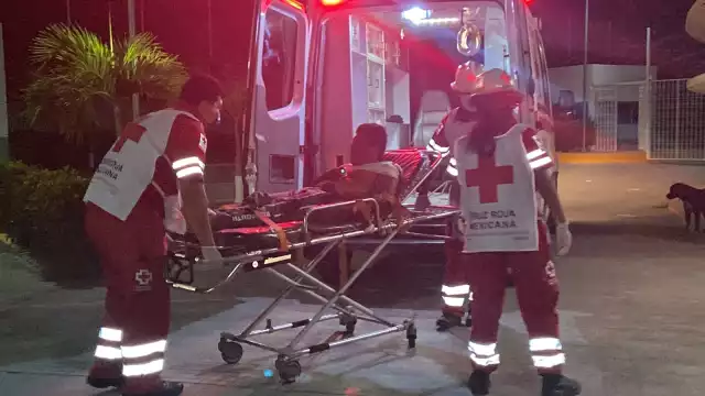 El hombre fue llevado por la Cruz Roja al hospital