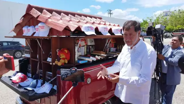 El Noroña Móvil venderá libros y otros productos