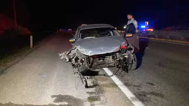 El vehículo quedó con daños considerables, mientras que la persona herida luego del choque en el Periférico de Campeche, fue hospitalizada