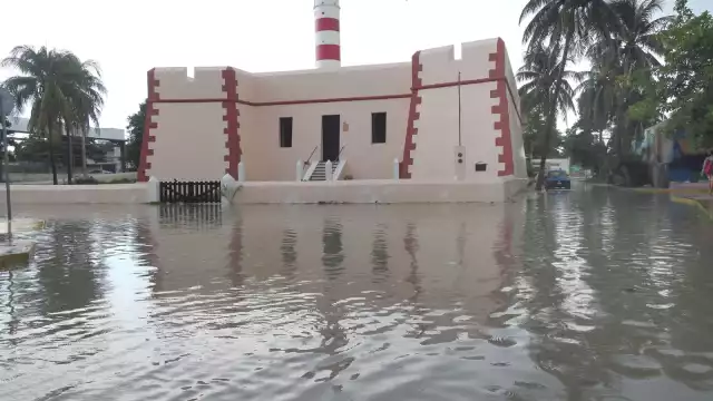 Múltiples vialidades de municipio terminan inundadas debido a la falta de infraestructura