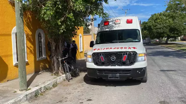 Paramédicos de la Cruz Roja Mexicana auxiliaron a los lesionados