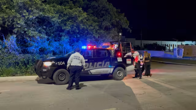 Fueron reportados a los números de emergencia, ya que al conducir a exceso de velocidad estuvieron a punto de provocar varios accidentes en el Malecón.