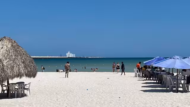 Se registra baja afluencia de visitantes a Progreso