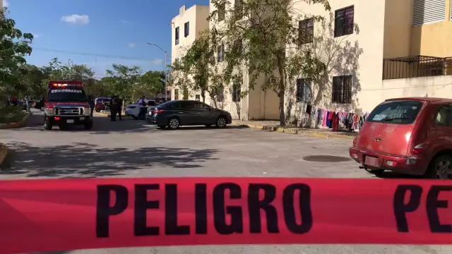 Los sicarios huyeron del lugar a bordo de un vehículo color gris