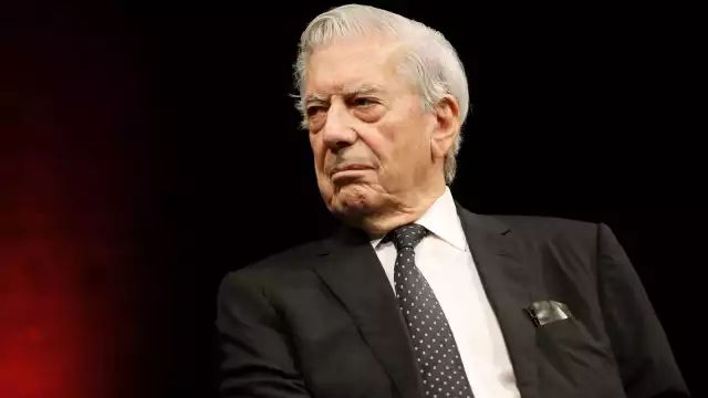 Mario Vargas Llosa da positivo a COVID-19