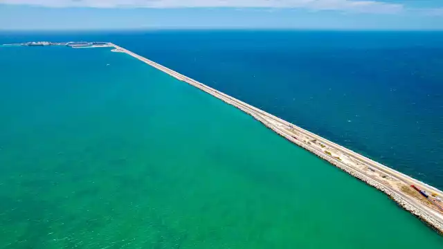 El muelle obtuvo el récord por su extensión lineal de más de 8 mil metros