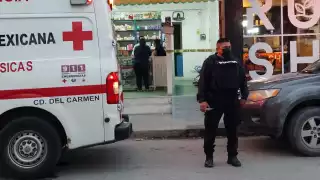 Los policías al llegar al consultorio
