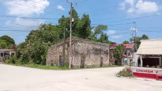 Solferino está ubicada a 30 kilómetros de la cabecera municipal de Kantunilkín.