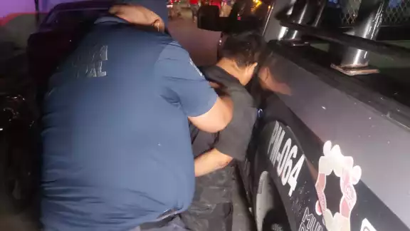 El hombre se encontraba bajo efectos del alcohol y supuestas drogas El hombre se encontraba bajo efectos del alcohol y supuestas drogas