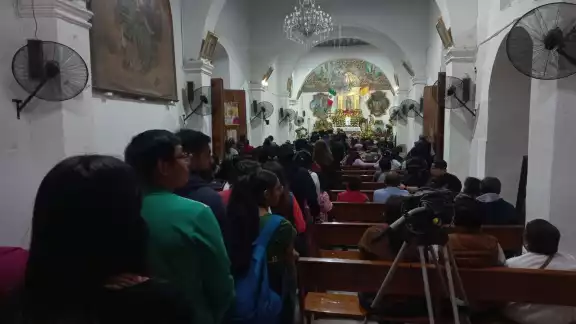 Ni el Frente Frío 16 detiene a los devotos de la Virgen de Guadalupe Ni el Frente Frío 16 detiene a los devotos de la Virgen de Guadalupe