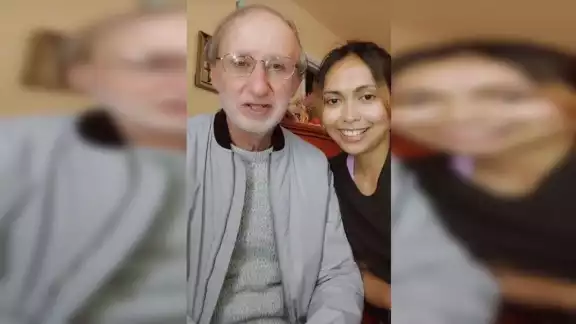 Mujer de 28 años se casa con hombre de 70