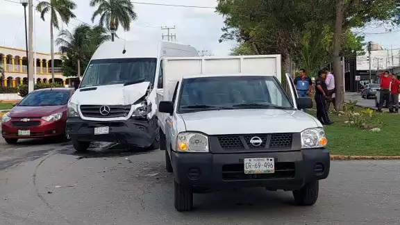 El accidente provocó caos víal. Foto: Ricardo Jiménez El accidente provocó caos víal. Foto: Ricardo Jiménez