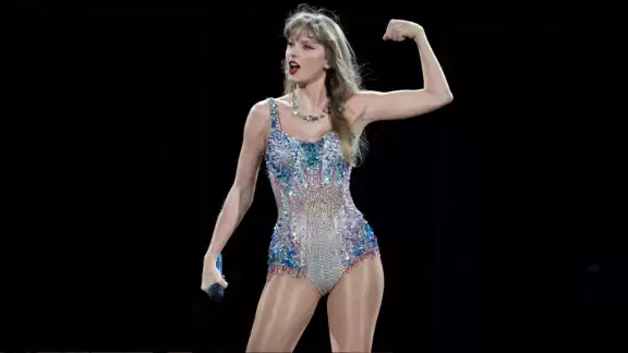 Taylor Swift en concierto en el Foro Sol de la CDMX