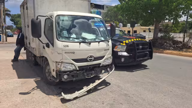 Paramédicos atendieron a una motociclista lesionada