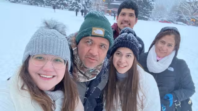 Familia de mexicanos fallecidos en Nepal