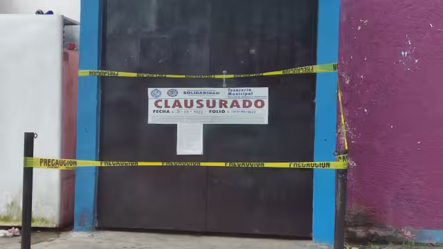 El lugar fue clausurado y algunos trabajadores, arrestados