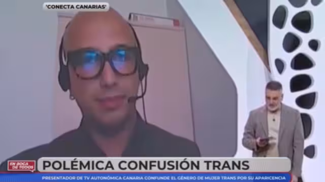 Funan a conductor por confundir a mujer trans con un hombre