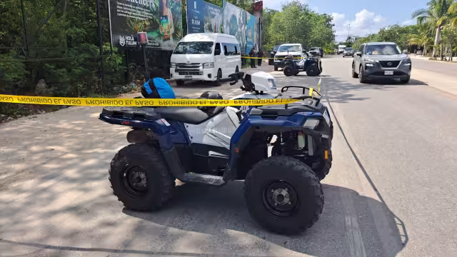 Paramédicos de una empresa privada, quienes tras valorar al hombre confirmaron que ya no contaba con signos vitales