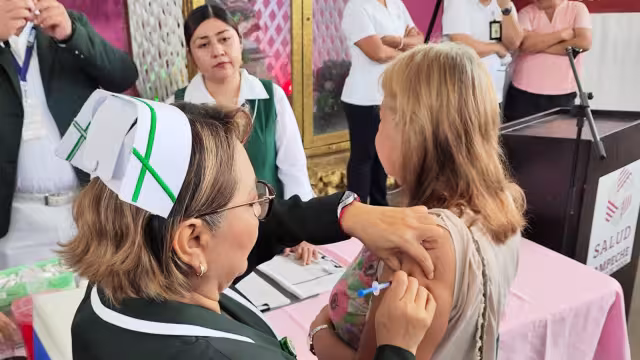 Arranca jornada de vacunación en Carmen ante riesgo de sarampión y tosferina