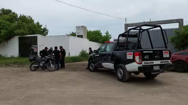 Vecinos alertaron sobre lo sucedido a las autoridades, pero los hombres se habían ido en una motocicleta
