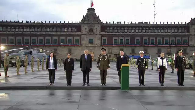 
El jefe del Ejecutivo recordó los sismos que sacudieron al país y dejaron miles de pérdidas materiales y humanas