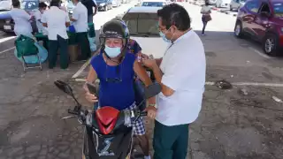 Entre los rangos de 18 - 29, 30 – 39, 50 – 59, así como en los de 60 y más años hay un avance superior de 80 por ciento de la vacunación