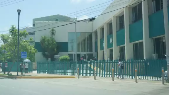 Las infecciones más comunes en Campeche, son: neumonía, bronconeumonía, la faringitis y amigdalitis Las infecciones más comunes en Campeche, son: neumonía, bronconeumonía, la faringitis y amigdalitis
