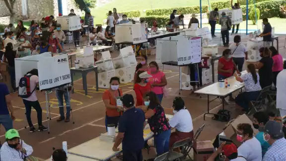 El alza de los electores dejo igual 7541 votos nulo El alza de los electores dejo igual 7541 votos nulo