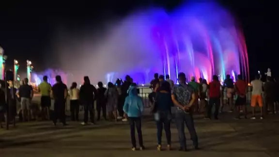 Las fuentes marinas del malecón de Campeche presentan fallos por falta de conocimiento en su funcionamiento Las fuentes marinas del malecón de Campeche presentan fallos por falta de conocimiento en su funcionamiento