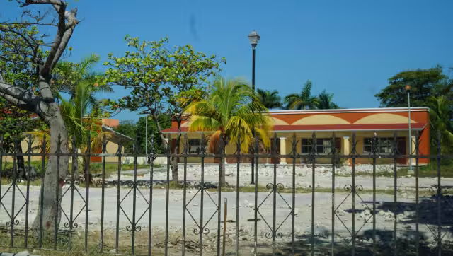 La encuesta se aplicó en una prueba piloto a 100 padres de familia, de un total de 202 mil 62