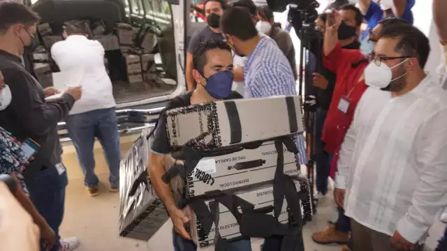 Desde ayer martes arribaron los paquetes electorales a Campeche