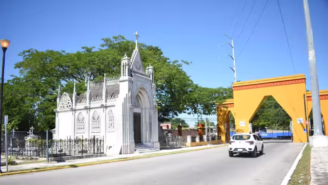 Encuentran cadáver dentro del Cementerio General de Mérida e investigan causas de muerte