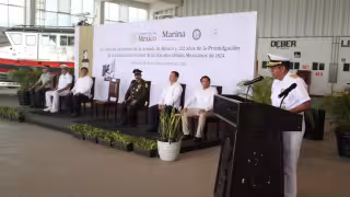 Realizan en Chetumal ceremonia por los 205 años de la Armada de México