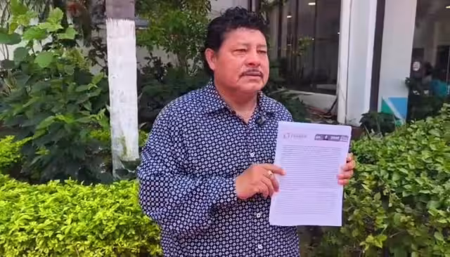 Ayuntamiento de Carmen presenta minuta 2026 al sindicato.