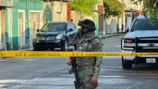 Presunto cateo federal provoca cierre de vialidades en la colonia Benito Juárez, Ciudad del Carmen