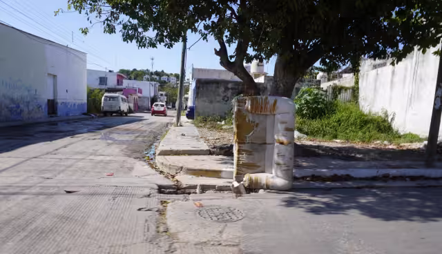 Regidores reclaman falta de inversión en calles y avenidas