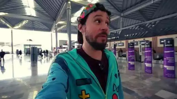 Luisito Comunica ahorra 30 mil pesos usando el AIFA Luisito Comunica ahorra 30 mil pesos usando el AIFA
