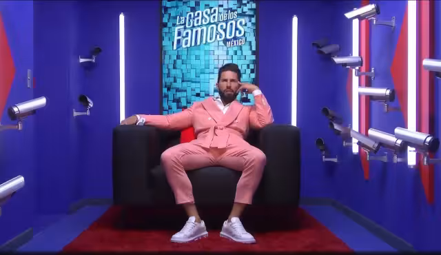 Poncho de Nigris se desmorona tras recordar la muerte de su hermano, Toño